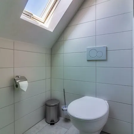 Efosa Apartament